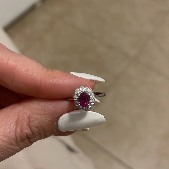 14 k white gold , diamond and pink sapphire ring approximately .25 Carot… - Picture 2 of 4